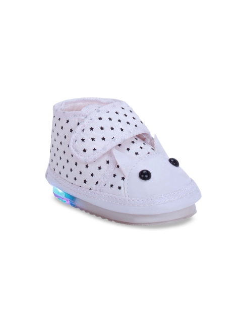 

Hopscotch Unisex Kids White Printed Slip-On Sneakers