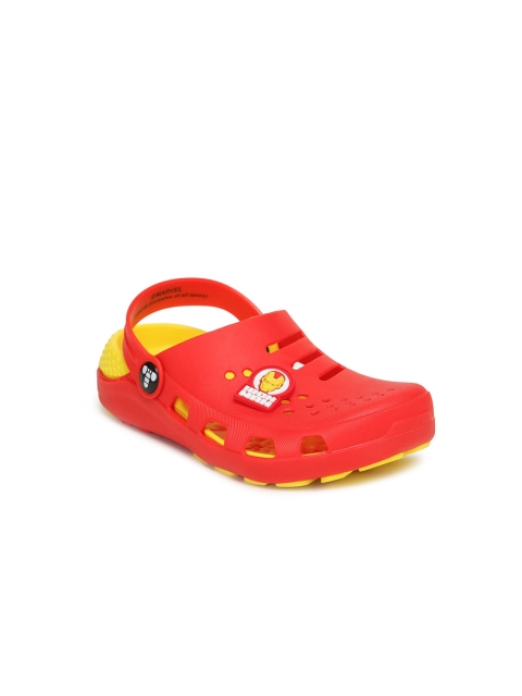 

Hopscotch Boys Red Printed Slip-On Sneakers