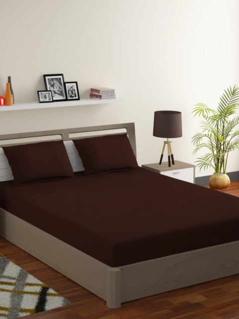 

MODEFE Brown 180 TC Queen Bedsheet with 2 Pillow Covers