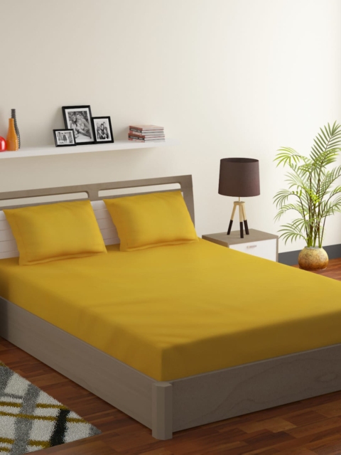 

MODEFE Yellow 180 TC Queen Bedsheet with 2 Pillow Covers