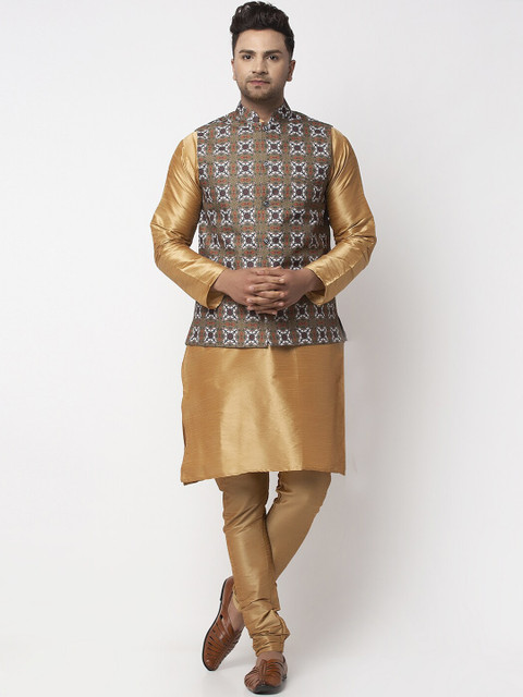 

Benstoke Men Copper-Toned Kurta with Churidar