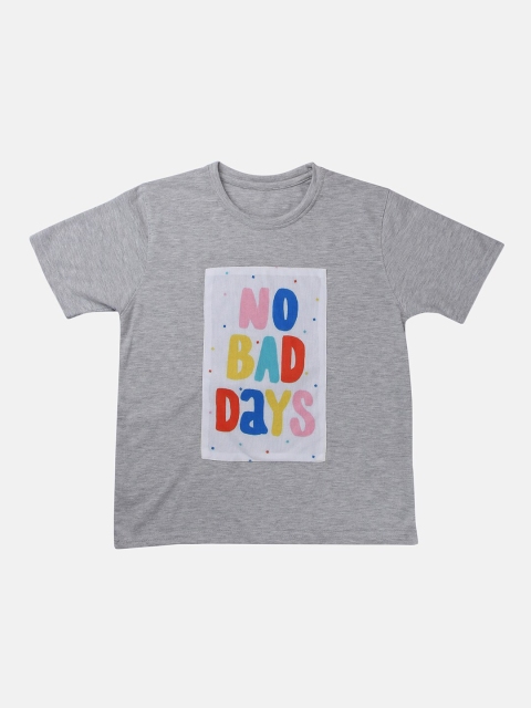 

GOJI Kids Grey Melange Typography Printed Applique T-shirt