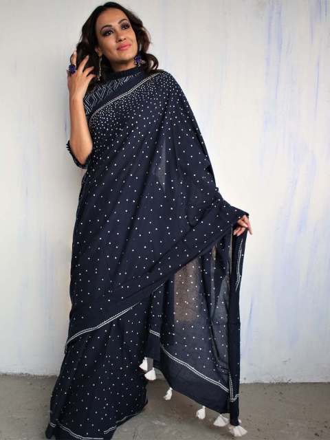 

Chidiyaa Blue & White Pure Cotton Saree