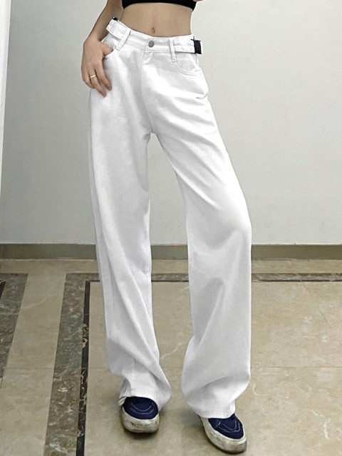 

URBANIC Women White Slash Knee Jeans