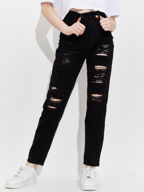 

URBANIC Women Black Mildly Distressed Jeans