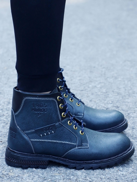 

Hundo P Men Blue Solid Casual Outdoor Boots