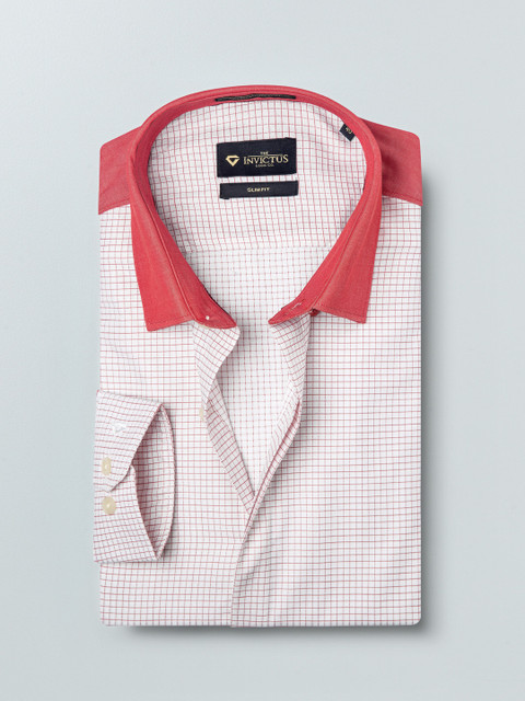 

INVICTUS Men White & Red Slim Fit Checked Formal Shirt