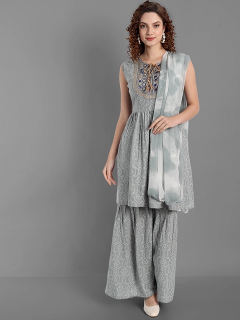 

TORONFRAS Women Grey Floral Printed Pure Cotton Kurta with Sharara & With Dupatta