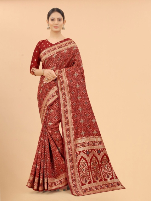 

INDI AVTAAR Maroon & Gold-Toned Woven Design Zari Silk Cotton Banarasi Saree