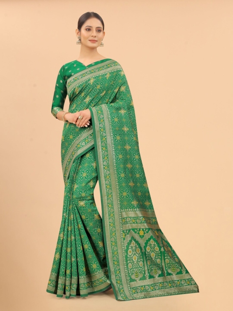 

INDI AVTAAR Green & Yellow Woven Design Zari Silk Cotton Banarasi Saree
