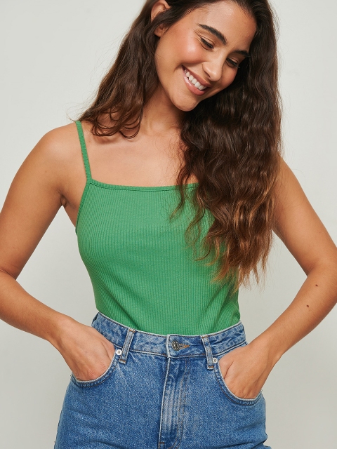 

NA-KD Women Green Solid Knitted Top