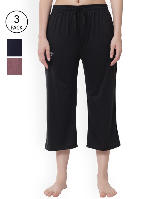 

FFLIRTYGO Women Black & Navy Blue Pack Of 3 Capris