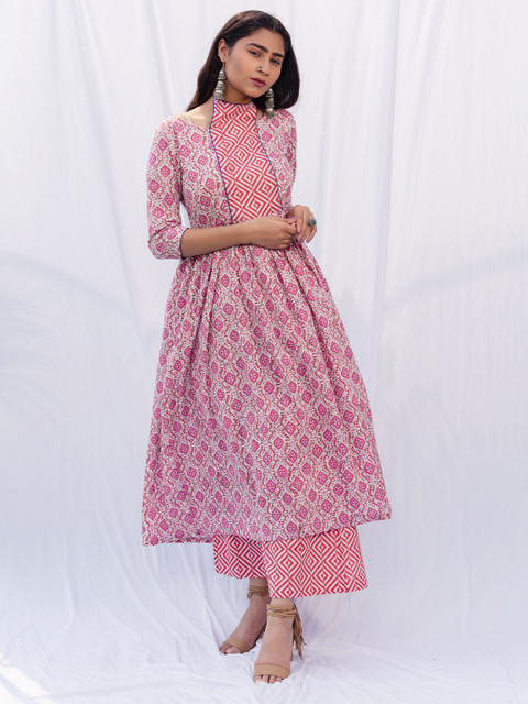 

SHRINKHLA Pink Floral Printed Halter Neck Floral Pure Cotton Anarkali Kurta