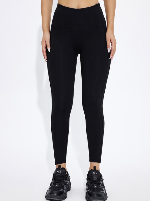 

URBANIC Women Black Solid Gym Tights