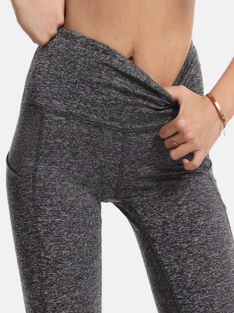 

URBANIC Women Grey Solid Tights