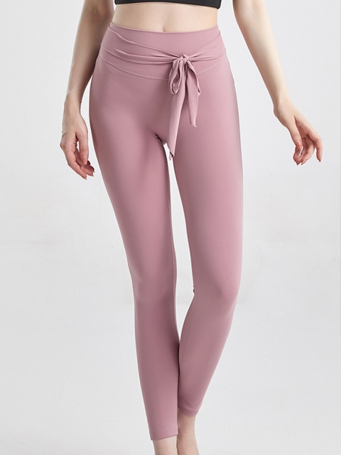 

URBANIC Women Pink Solid Tights