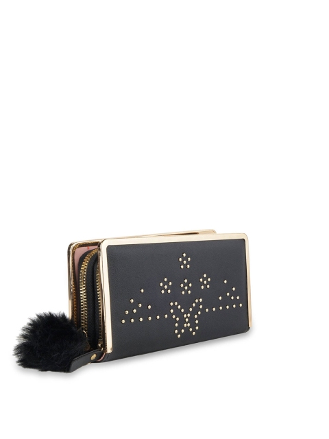 

Kanvas Katha Women Black & Gold-Toned Abstract Textured Embroidered PU Envelope