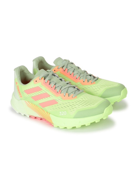 

ADIDAS Men Green Sports Shoes