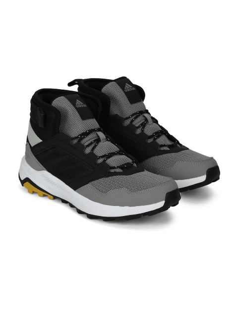 

ADIDAS Men Grey Sports Shoes