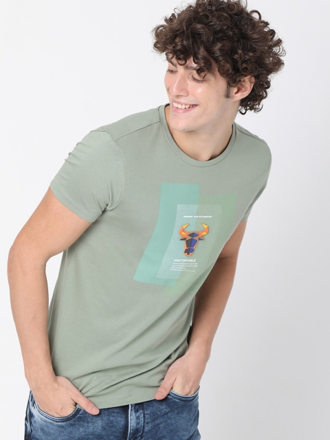 

Rex Straut Jeans Men Sea Green Typography Printed V-Neck Applique Slim Fit T-shirt