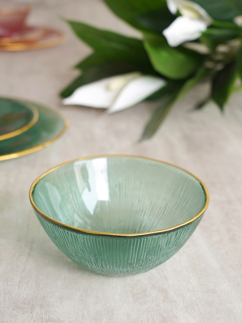 

Pure Home and Living Gold-Toned & Green Charger Plate