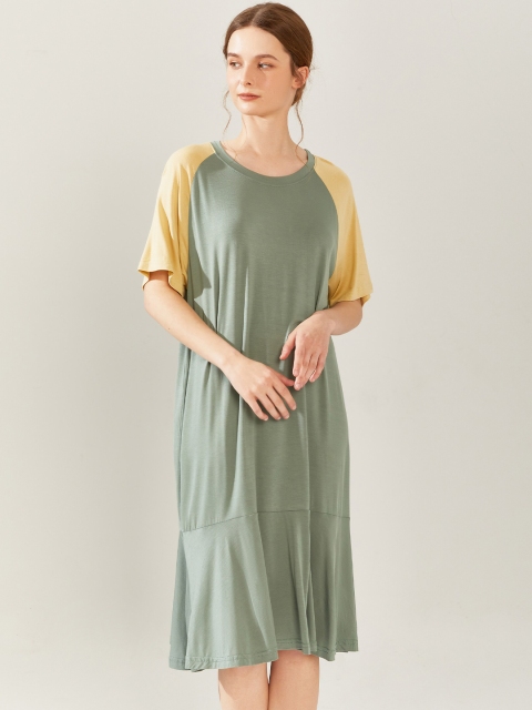 

URBANIC Sage Green & Beige Solid Raglan Sleeves Nightdress