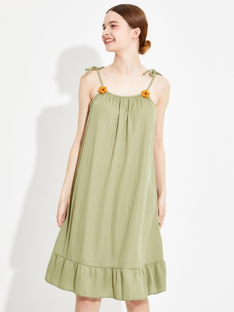 

URBANIC Green Solid Shoulder Strap Nightdress