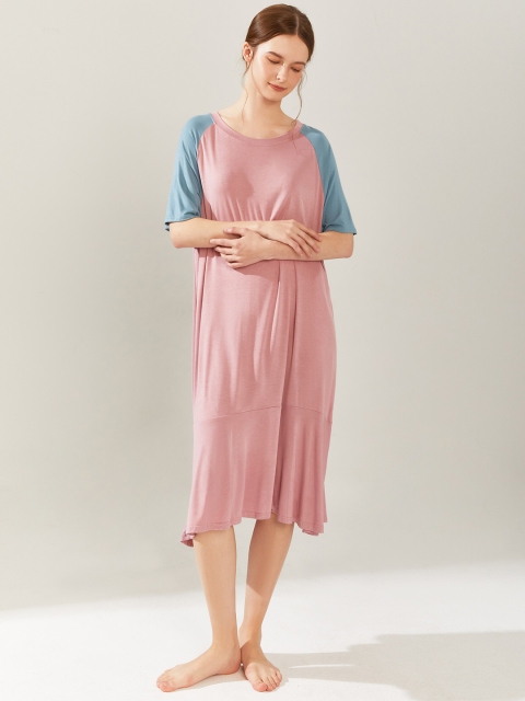 

URBANIC Pink Nightdress