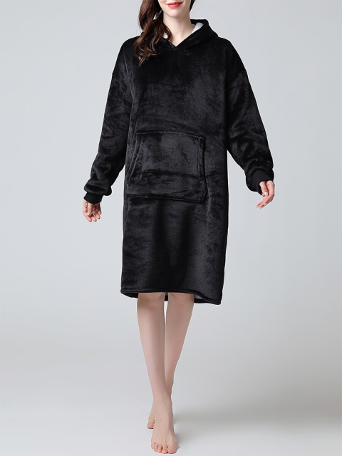 

URBANIC Black Nightdress