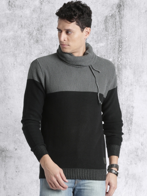 

Roadster Men Grey & Black Colourblocked Pullover