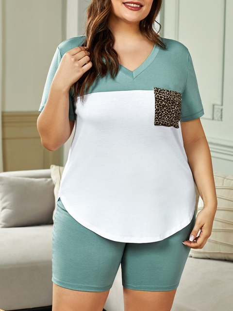 

URBANIC Women Green & White Printed Night suit