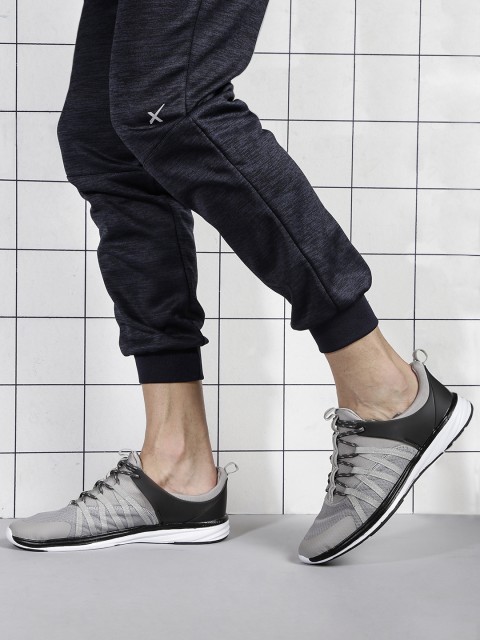 

HRX by Hrithik Roshan Men Street Run Grey Running Shoes