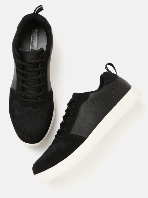 

HRX by Hrithik Roshan Men Black Pro Casual Shoes