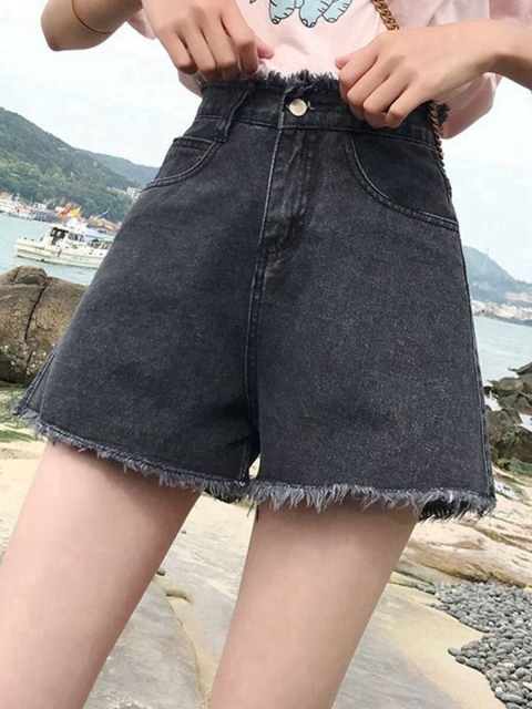 

URBANIC Women Grey Washed Denim Shorts