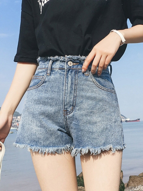 

URBANIC Women Blue Denim Shorts