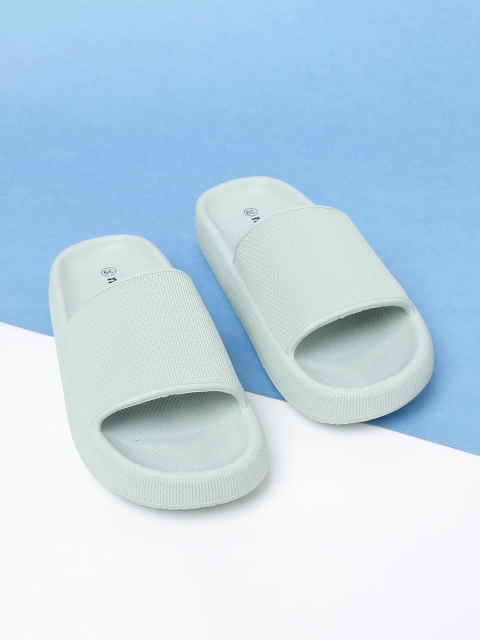 

max Women Green Sliders