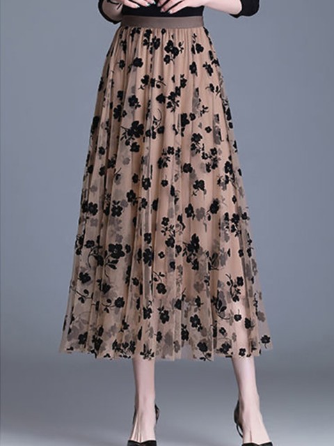 

URBANIC Women Beige & Black Printed A-Line Maxi Skirt