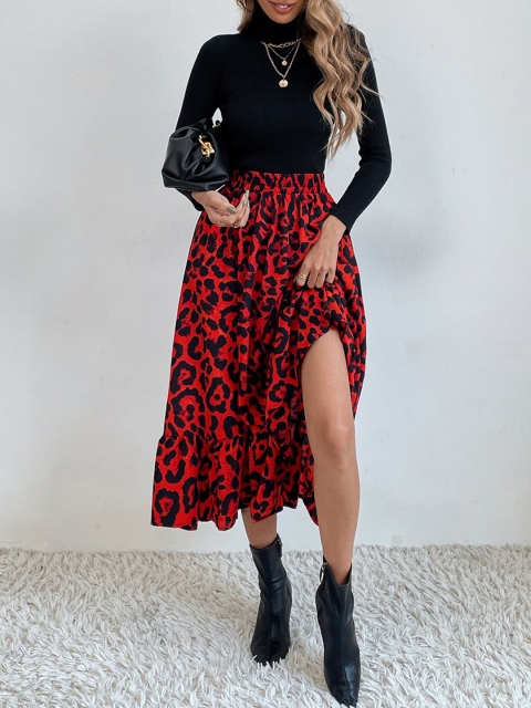 

URBANIC Women Red Printed A-Line Skirts