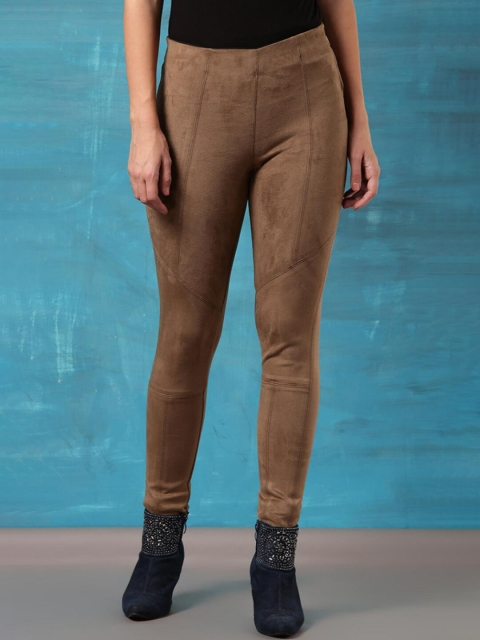 

Lakshita Women Brown Solid Skinny-Fit Jeggings