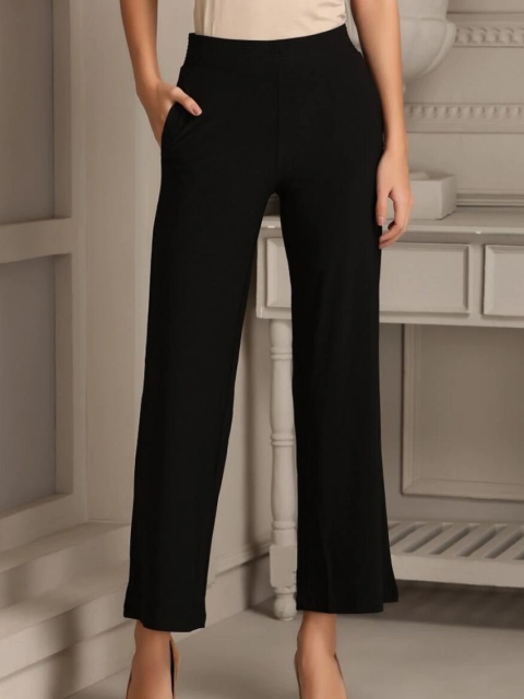 

Lakshita Women Black Relaxed Straight Fit Chambray Trouser