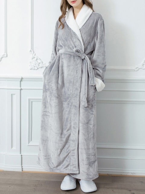 

URBANIC Women Grey Solid Simplicity Lounge Robe With Hoodie