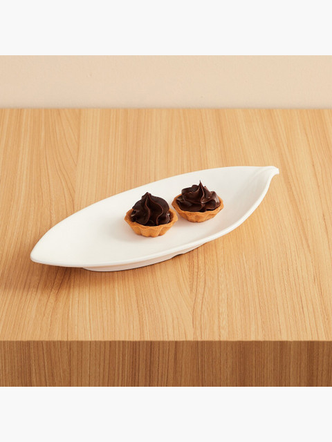 

Home Centre White & 1 Pieces Melamine Glossy Serving Platter