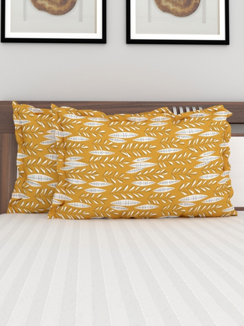 

Home Centre Set of 2 Yellow & White Printed CottonYellow Pillow Covers