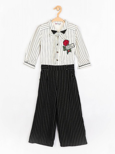 

Peppermint Girls Black & White Printed T-shirt with Capris