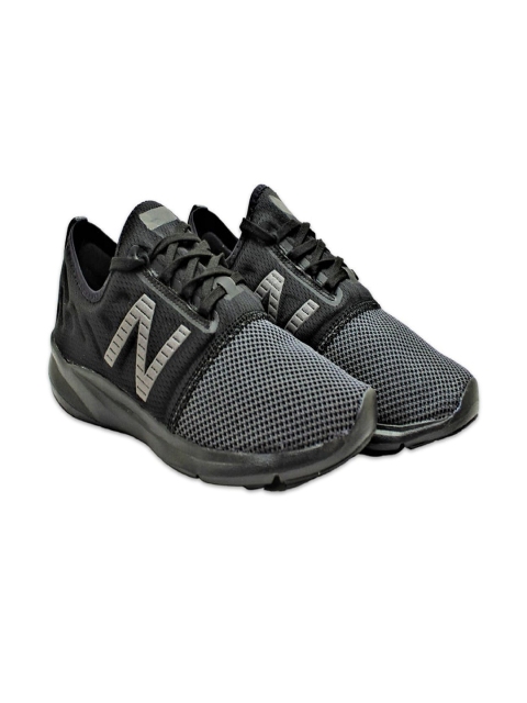 

New Balance Men Black Mesh Running Shoes