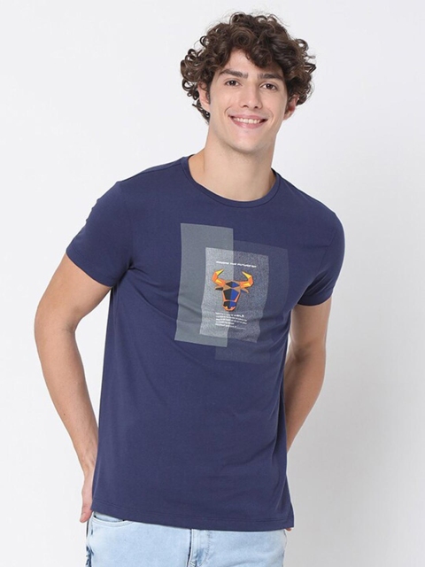 

Rex Straut Jeans Men Lavender Typography Applique Slim Fit T-shirt