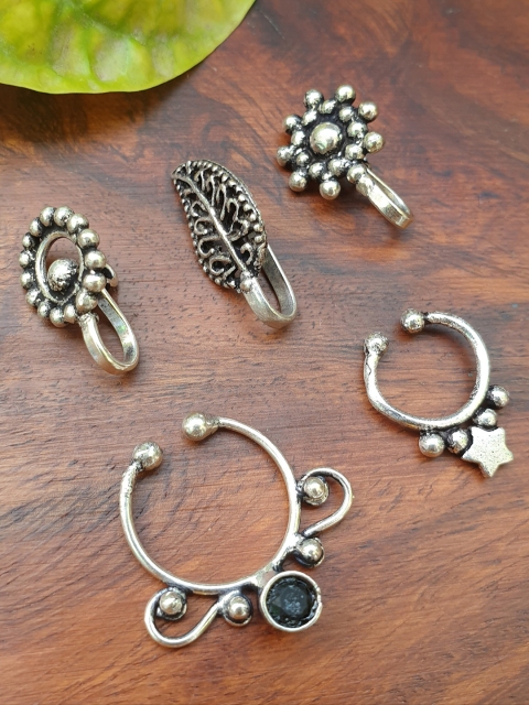 

FIROZA Set Of 5 Oxidized Silver-Toned Septum Nosepin