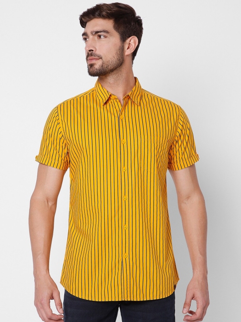 

SPYKAR Men Yellow Slim Fit Striped Casual Shirt