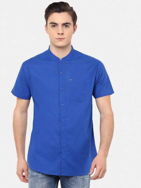 

SPYKAR Men Blue Slim Fit Solid Casual Shirt