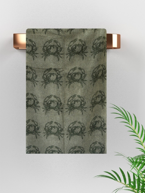 

Satcap India Men Green Printed 500 GSM Cotton Bath Towel